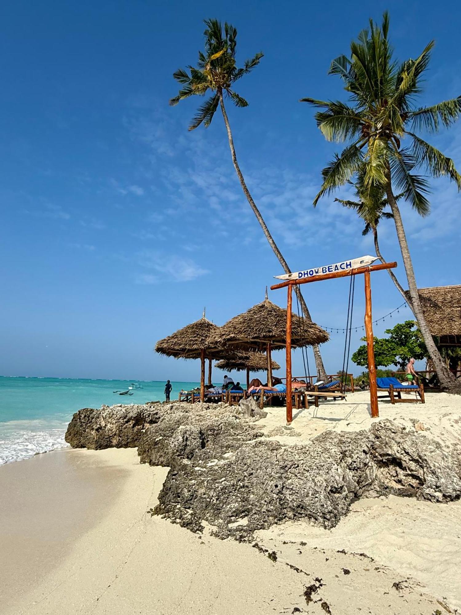 Dhow Beach Boutique Hotel Nungwi Esterno foto