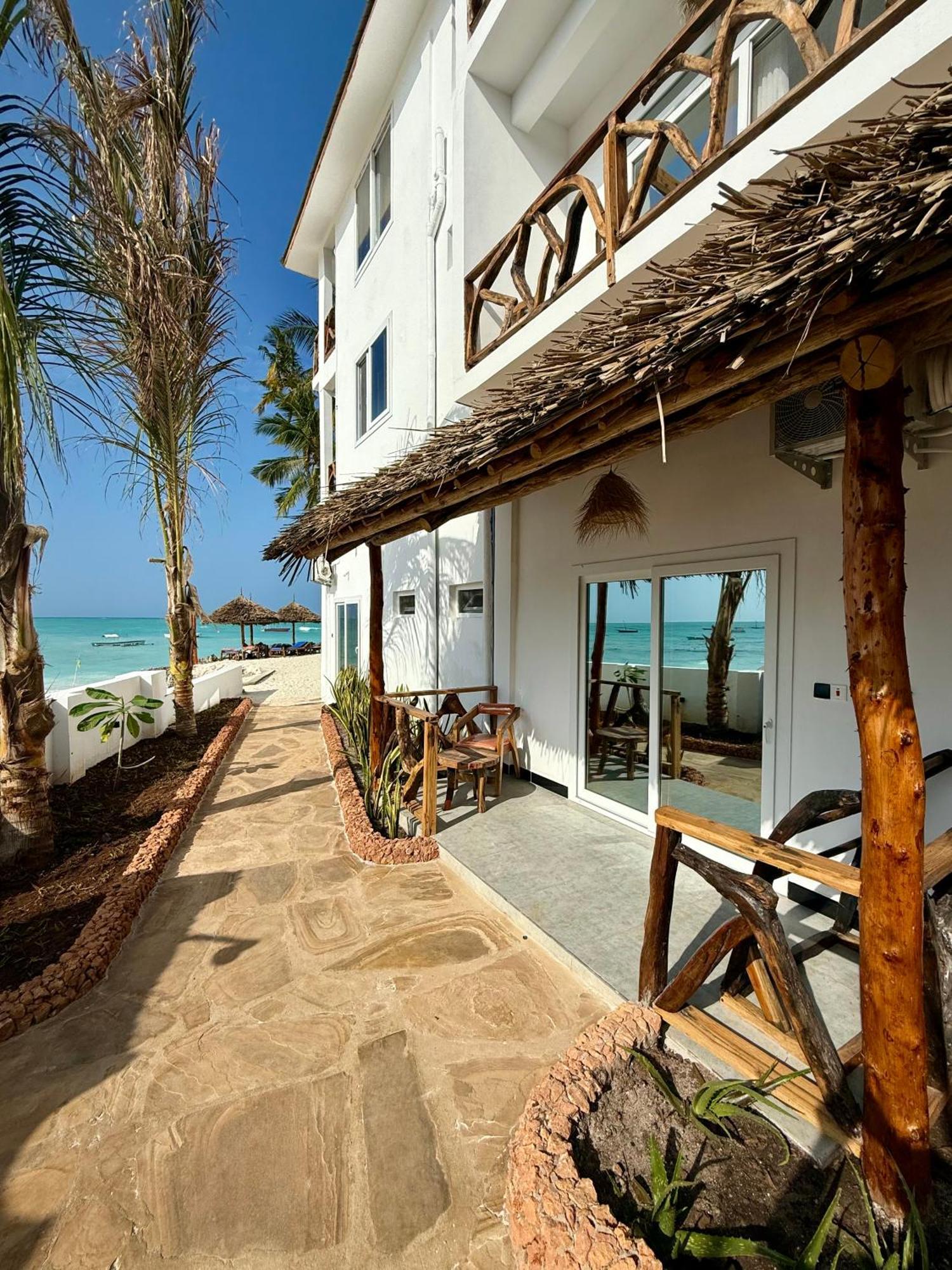 Dhow Beach Boutique Hotel Nungwi Esterno foto