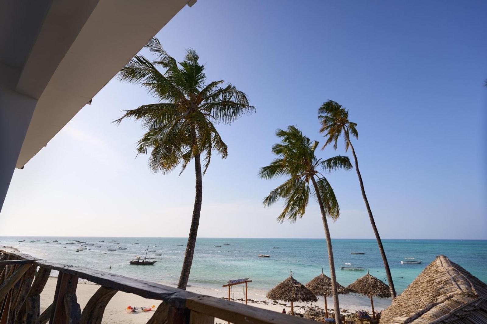 Dhow Beach Boutique Hotel Nungwi Esterno foto